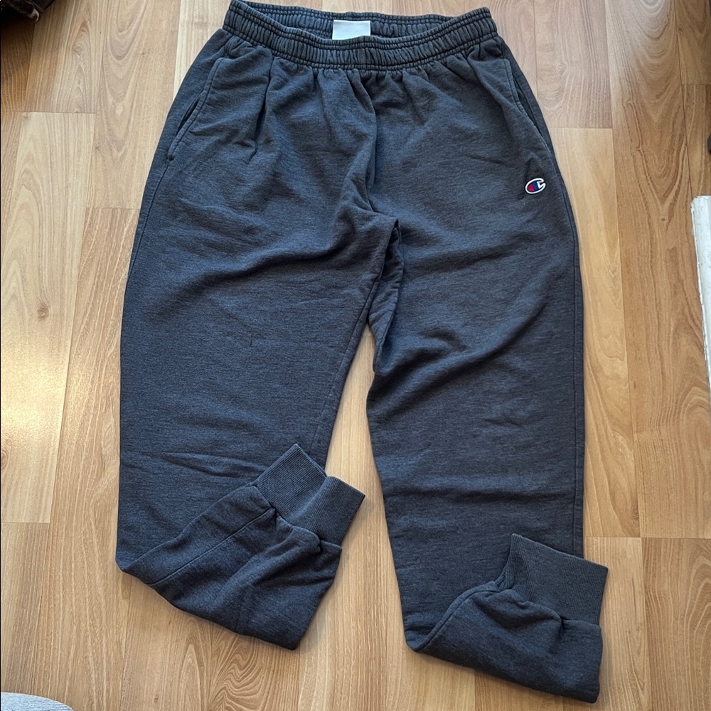 Champion grey jogging sweatpants size L